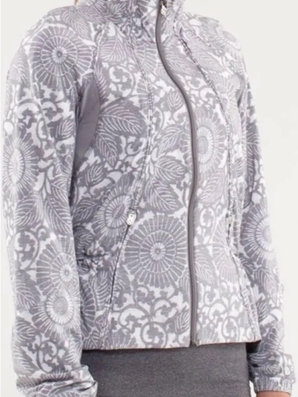lululemon athletica Light Gray Floral Print Jacket - travel / running